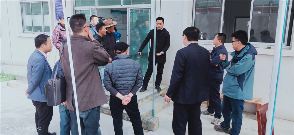 西南督查組在自治區(qū)、日喀則市、吉隆縣、吉隆鎮(zhèn)有關領導的陪同下對吉隆鎮(zhèn)污水處理廠檢查工作